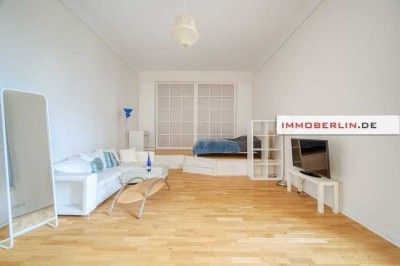 IMMOBERLIN.DE - Wunderbare Lage! Schöne helle Altbauwohnung am Bosepark