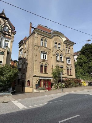 Erstbezug nach Sanierung schöne 2 Erdgeschoss-Citywohnung in Stuttgart-West
