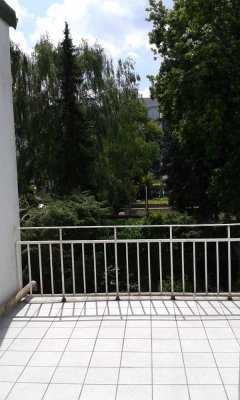 Zentral gelegene helle Wohnung mit Terrasse nach Süd/Westen