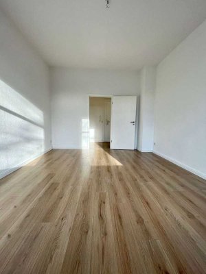 Der Sonne entgegen * großer Balkon * Tageslichtbad mit Wanne *