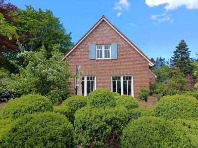 idyllisches Familienparadies mit großem Garten in Waldrandlage inkl. Nebengebäude
