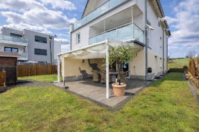 Verkaufsstart in Steinbüchel: 
4-Zimmer-Eigentumswohnung im Erdgeschoss mit Garten und Garage