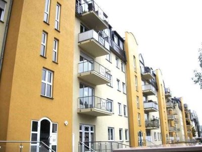 ***Top Preis ! 3 Raum ETW mit Balkon und Parkdeck Kapitalanlage***