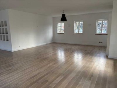 Geräumige, geschmackvolle 4-Zimmer-Wohnung in Haimhausen