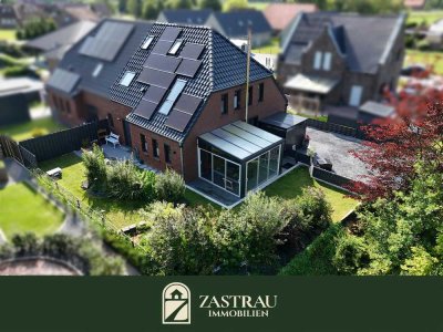 Architektur trifft Energieeffizienz – neuwertige Doppelhaushälfte