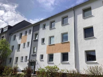 Mitten drin! Günstig geschnittene 4-Zi.-Wohnung