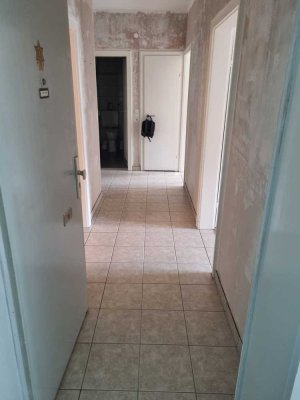 Zentralgelegene 3-Zimmer-Wohnung mit Balkon im Almenhof