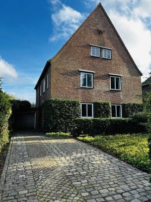 Solide u. gepflegt, Backsteinklassiker ohne Provision, beste Lage in FL - westl. Höhe