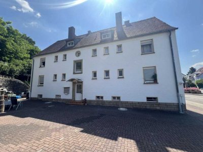TOP-GELEGENHEIT: 6-Familienhaus als Kapitalanlage oder Generationenhaus in Lauterecken zu verkaufen.
