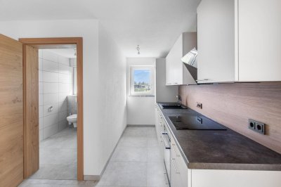 Erstbezug nach Kernsanierung – Stilvolle 2- Zimmer-Wohnung ab sofort verfügbar