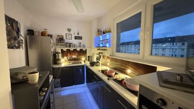 Renovierte 2,5-Zimmer-Wohnung in Essen-Holsterhausen – neue Fenster und Dach.