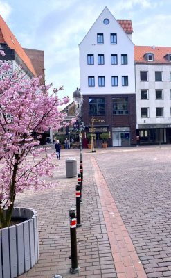Penthouse 140/30 qm auf /mit total saniertem Geschäftshaus mit PV und Speicher