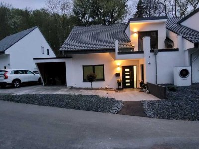 Doppelhaushälfte in Weilburg Ahausen direkt am Bach