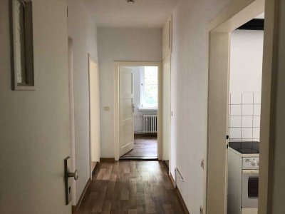 * Schicker Altbau * Strenzfeld * Bezugsbereit *
