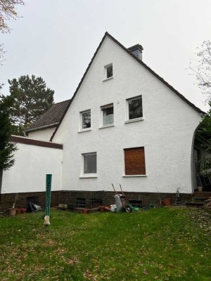 ERBENVERKAUF! Renovierungsbedürftiges 1-2 Familienhaus im Zentrum von Altenstadt!