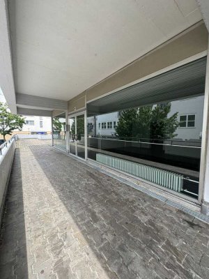 Mögliche Umnutzung in Wohnraum - Gewerbeimmobilie zu einer 3-Zimmer Wohnung im Göppinger Zentrum
