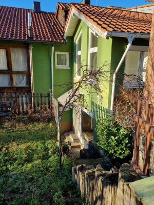 Schönes 5,5-Zimmer-Reihenhaus mit Carport