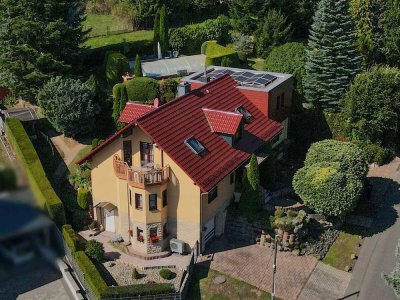 Besonderes Familiendomizil mit Gartenparadies und Pool in Völkershausen (PV-Anlage + Wärmepumpe)