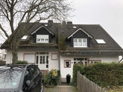 Schönes Haus mit acht Zimmern,  Küche, 2 Bäder, iRheingau-Taunus-Kreis,  in Geisenheim-Johannisberg