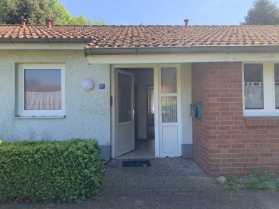 Westensee: 2 Zimmer Mietwohnung - Wohnen wie im eigenen Haus. Besichtigung am Freitag möglich !