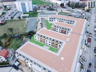 Neuwertige 2-Zi Wohnung mit Loggia, Garage &amp; Fußbodenheizung in Wiener Neustadt!