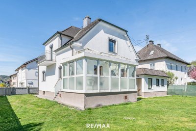 Großzügiges Einfamilienhaus liebevoll gepflegt!