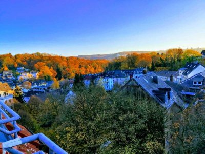 DG-Maisionette Wohnung (OHNE! Aufzug) mit top besonnter Dachterrasse in kernsaniertem Jugendstilhaus