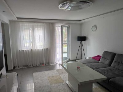 Renovierte Erdgeschosswohnung