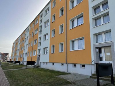 Modernisierte 3-Raum-Wohnung, Ludwig-Jahn-Str. 2-6
