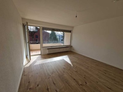 Renovierte 2-Zimmer-Wohnung mit Balkon + PKW-Stellplatz *Bochum-Werne*