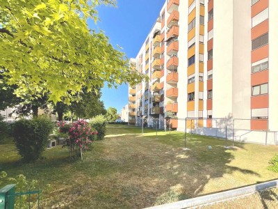 Bezugsfreie 3 Zi.- Wohnung mit 2 Balkonen