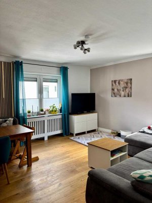 Sanierte Maisonette-Wohnung mit zwei Balkonen in Köln-Zündorf direkt an der Groov