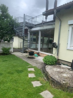 Fünfzimmer Wohnung mit Garten