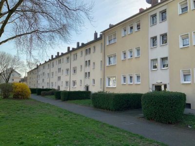 2-Zimmer-Wohnung mit großem Balkon in Duisburg Wanheimerort