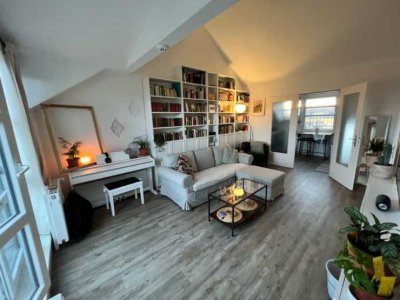 Möblierte 1,5 Zimmer Dachgeschosswohnung in Kirchsteigfeld