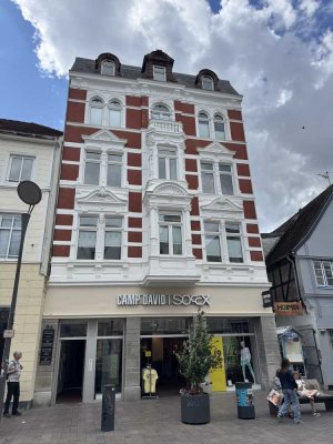 Frisch sanierte Altbauwohnung im Herzen der Innenstadt!