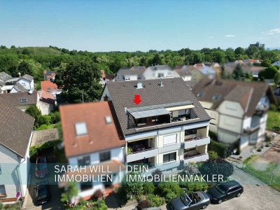 2,5 Zimmer Dachgeschosswohnung mit Südloggia in ruhiger Lage am Maudacher Bruch in Ludwigshafen.