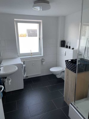 Exklusive, modernisierte 2-Raum-Wohnung in Siegburg