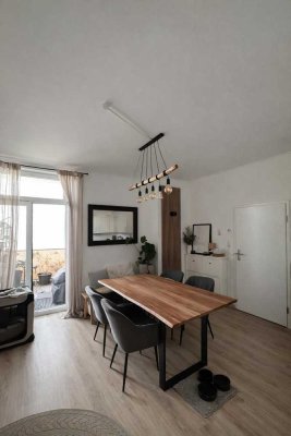 Helle 2-Zimmer Wohnung mit Küche und Strom in Leverkusen-Opladen