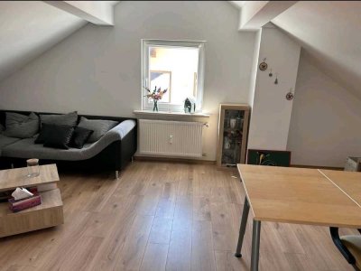 Ansprechende 2-Zimmer-Dachgeschosswohnung in Büchenbeuren