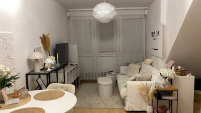 Zwischenmiete!Stilvolle 1,5-Raum-Maisonette-Wohnung mit gehobener Innenausstattung in Bayreuth