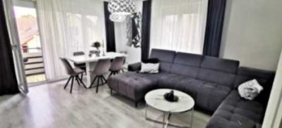 Möblierte 3-Raum-Wohnung mit Einbauküche in Altbach