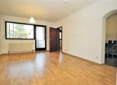 2-Zimmer Wohnung mit Balkon im 1. OG in Bad Homburg