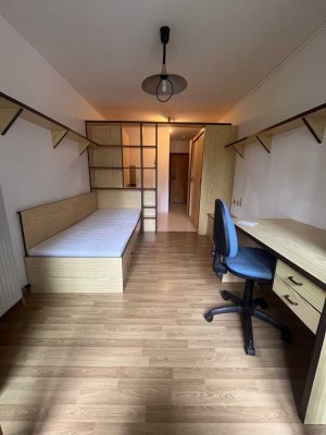 Helle 1-Zimmer Wohnung im Studentenwohnheim (1. OG) in Passau-Haidenhof Nord