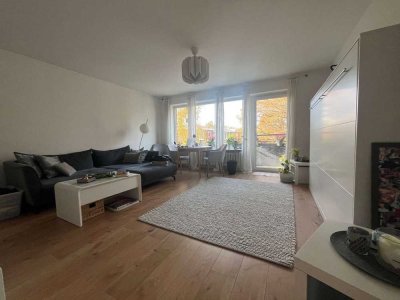 Moderne und gut vermietete 2,5-Zimmer-Wohnung mit Tiefgaragenstellplatz in Niendorf