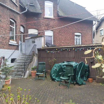 Gepflegte Maisonette-Wohnung mit Terrasse