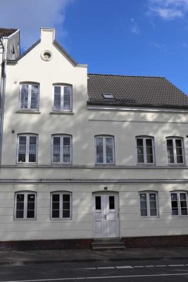 NUR(!) mit Wohnberechtigungsschein (WBS): Sanierte 2ZKB mit Balkon auf Duburg