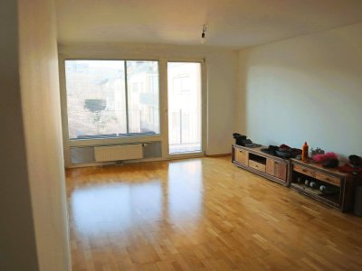 Neubauwohnung mit Loggia und Einbauküche im Zentrum von Brunn am Gebirge