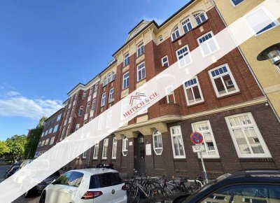 Charmanter Altbau in Kieler Toplage – 3,5-Zimmer-Wohnung mit Balkon & Gemeinschaftsgarten!