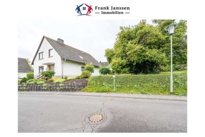 Neuer Preis! Freistehendes Ein-/Zweifamilienhaus in Top-Lage in Wittlich-Lüxem - ruhige Lage